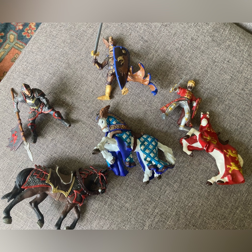Schleich and Safari ltd. Knights set